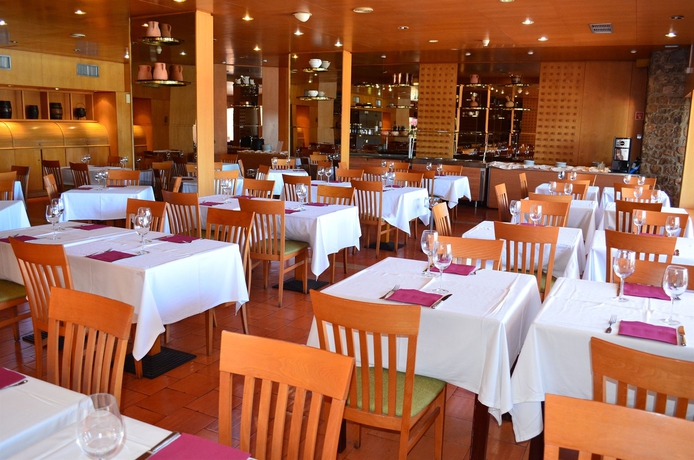 Imagen del bar/restaurante del Hotel Da Aldeia - Adults Only. Foto 3