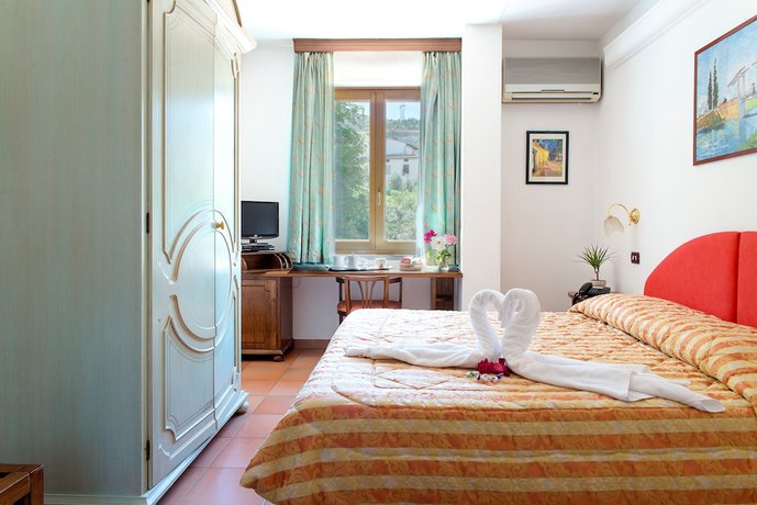 Imagen de la habitación del Hotel Da Carlos. Foto 3