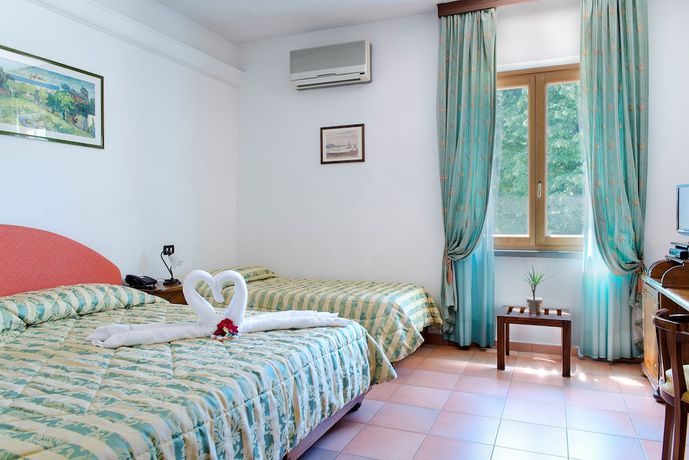 Imagen de la habitación del Hotel Da Carlos. Foto 11