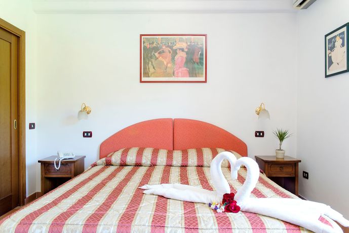 Imagen de la habitación del Hotel Da Carlos. Foto 14