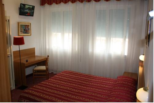 Imagen de la habitación del Hotel Da Mario. Foto 8