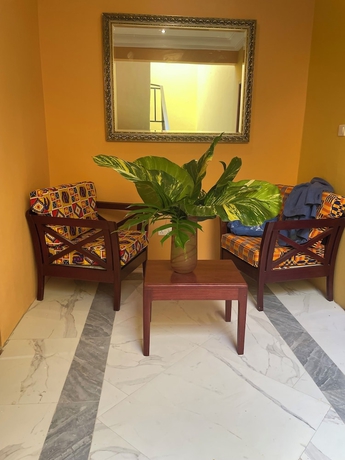 Imagen de los interiores del Hotel Da Palm inn. Foto 15