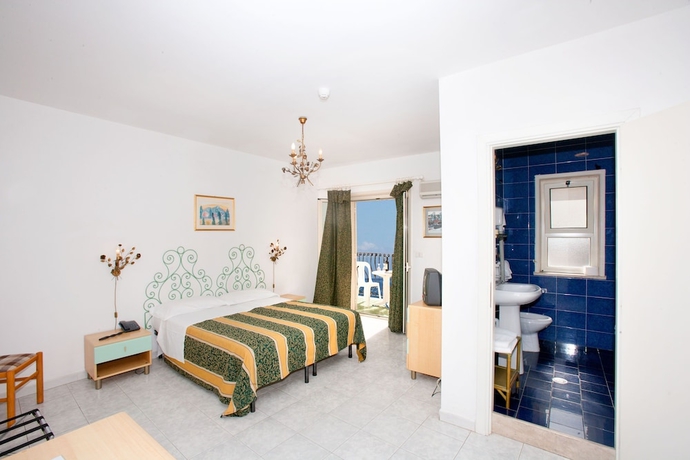 Imagen de la habitación del Hotel Da Peppe. Foto 12