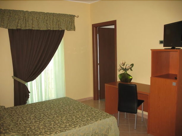 Imagen de la habitación del Hotel Da Santo. Foto 7