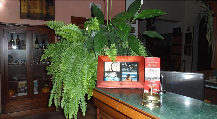 Imagen de los interiores del Hotel Da Santo. Foto 18