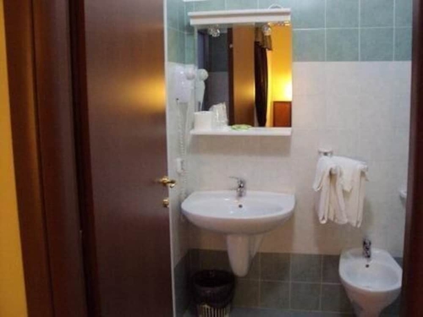 Imagen de la habitación del Hotel Da Santo. Foto 16