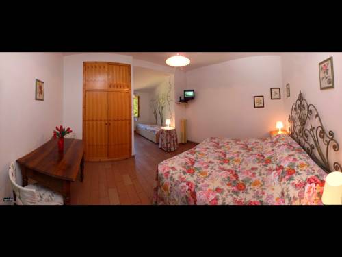 Imagen de la habitación del Hotel Da Vestro. Foto 4