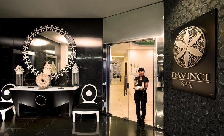 Imagen de la piscina del Hotel Da Vinci Hotel. Foto 16