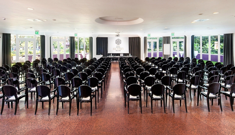 Imagen de los interiores del Hotel Da Vinci, Milán. Foto 8