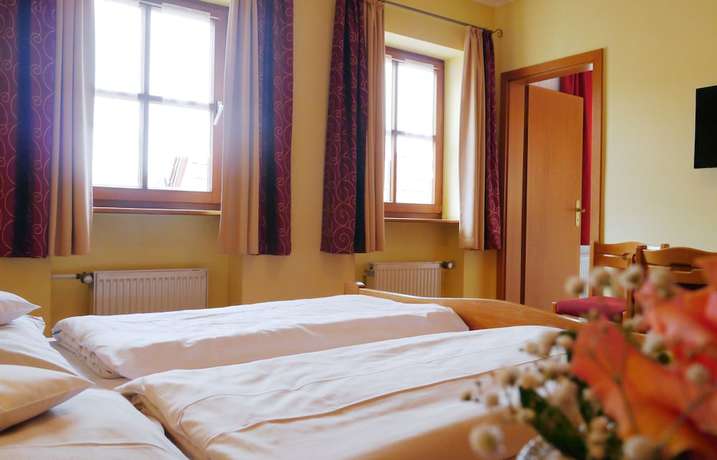 Imagen de la habitación del Hotel Da`Sporrer and Wirtshaus. Foto 5