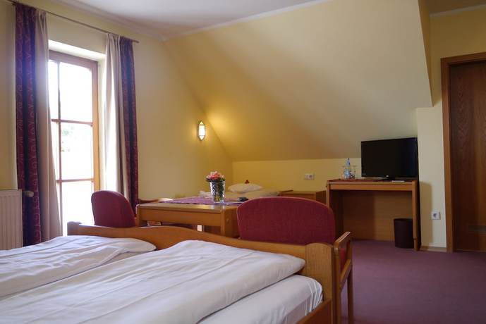 Imagen de la habitación del Hotel Da`Sporrer and Wirtshaus. Foto 12