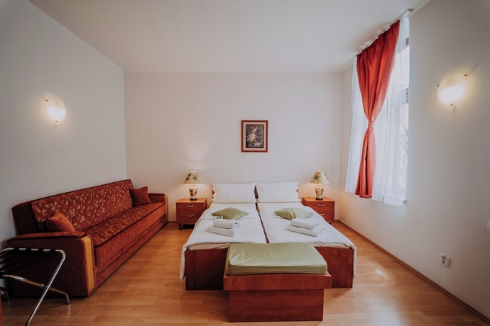 Imagen de la habitación del Hotel D&aacute;lia Dependance***. Foto 9
