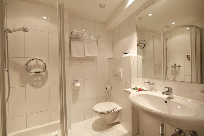 Imagen de la habitación del Hotel Dachstein. Foto 18