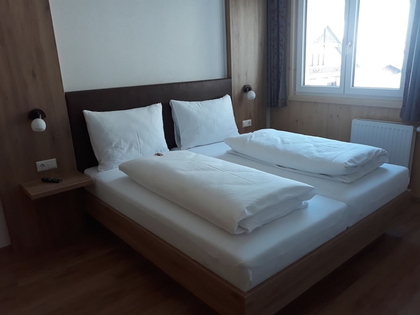 Imagen de la habitación del Hotel Dachsteinresort. Foto 14