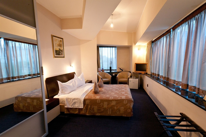 Imagen de la habitación del Hotel Dacia, Bucarest. Foto 3