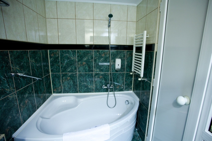 Imagen de la habitación del Hotel Dacia, Bucarest. Foto 13