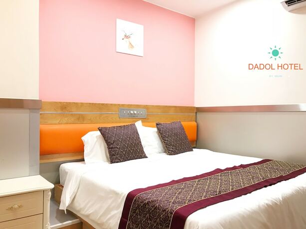 Imagen de la habitación del Hotel Dadol. Foto 14