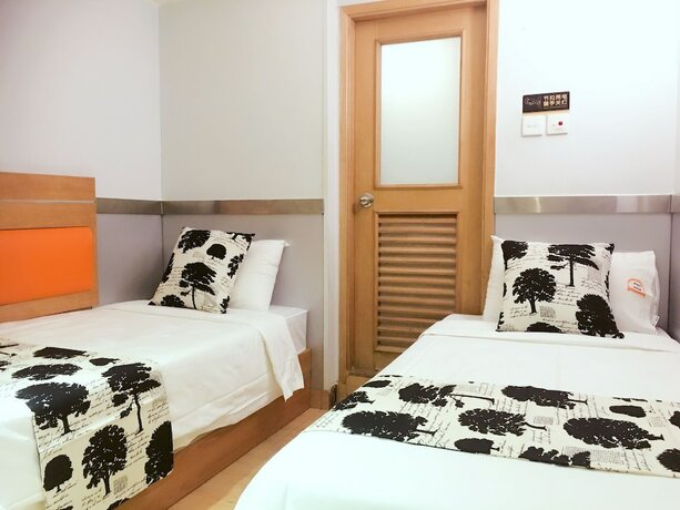 Imagen de la habitación del Hotel Dadol. Foto 18