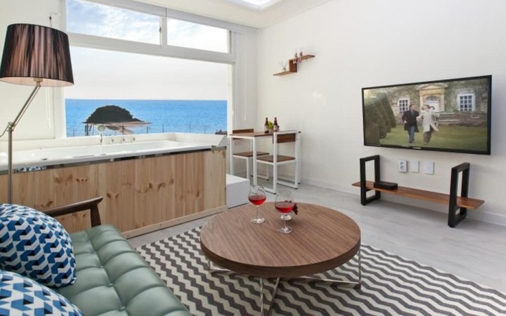 Imagen de la habitación del Hotel Daebudo Gallery Spa Pension. Foto 17