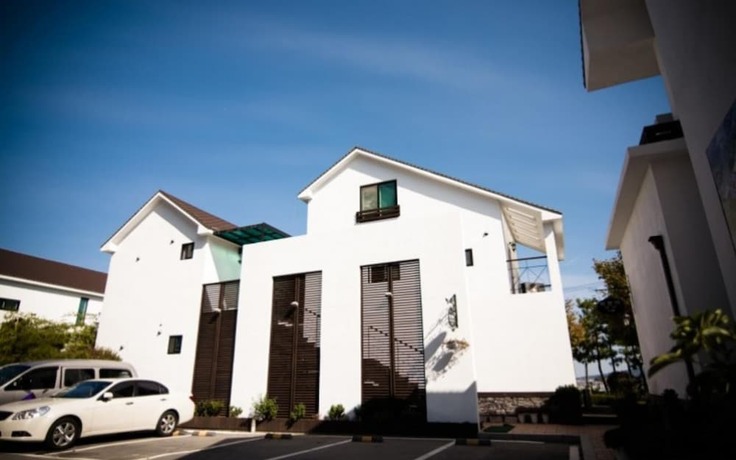 Imagen general del Hotel Daebudo Ocean Ville Pension. Foto 10