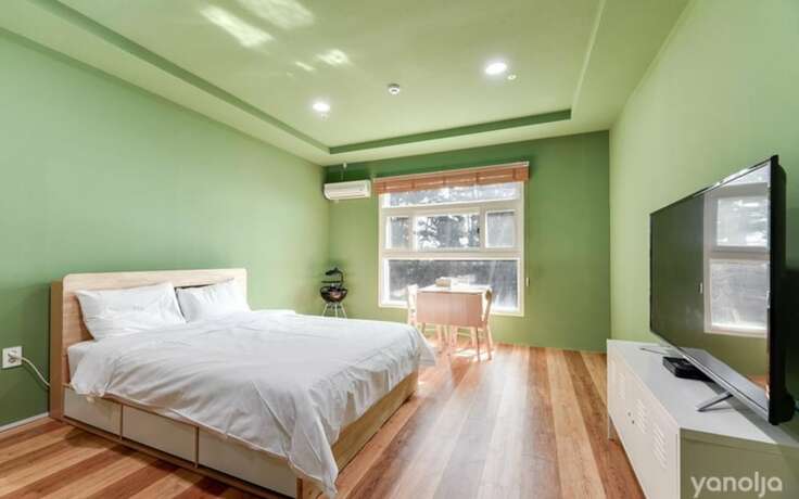 Imagen de la habitación del Hotel Daebudo Tourist Pension. Foto 12