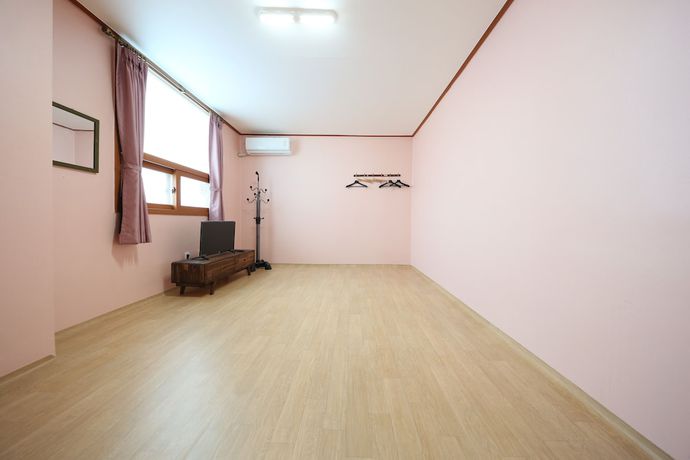 Imagen de la habitación del Hotel Daecheon Garim Pension. Foto 8