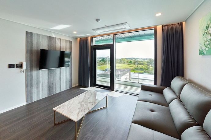 Imagen de la habitación del Hotel Daecheon SN. Foto 6