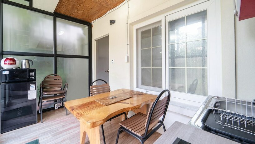 Imagen general del Hotel Daecheon Swiss Chalet Spa Pension. Foto 5