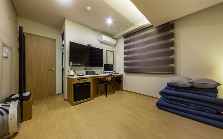Imagen de la habitación del Hotel Daegu Bangogae Goblin. Foto 13