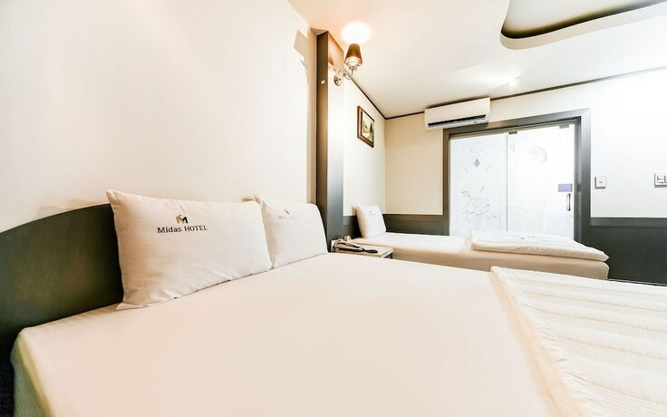 Imagen de la habitación del Hotel Daegu Beomeo Midas. Foto 19