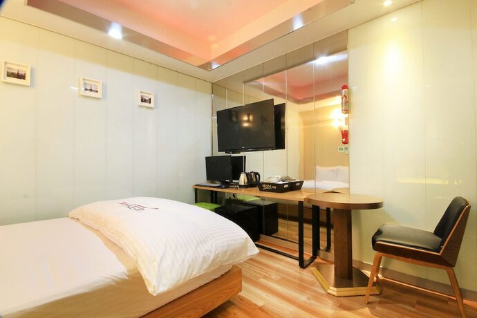 Imagen general del Hotel Daegu Bonridong Technic. Foto 1