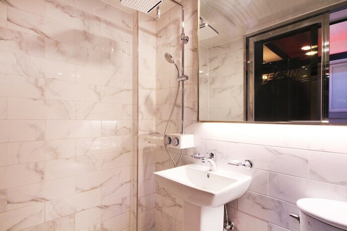 Imagen general del Hotel Daegu Bonridong Technic. Foto 6