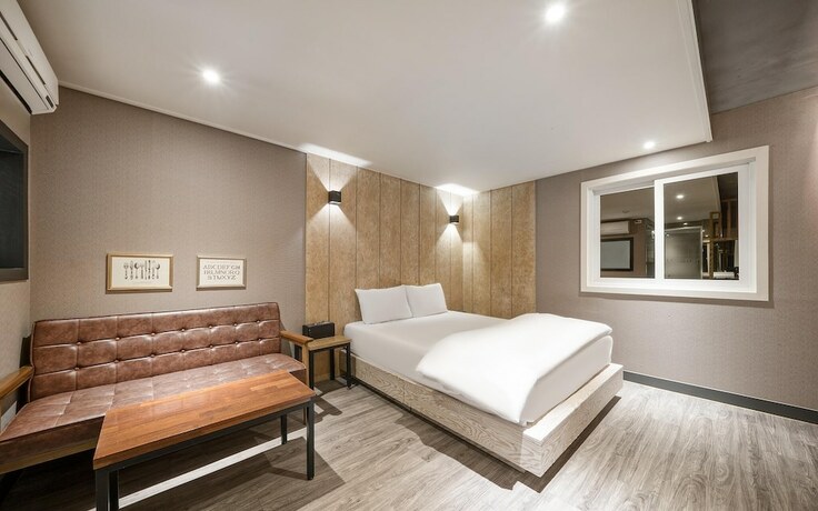 Imagen de la habitación del Hotel Daegu Dongcheon-dong A4. Foto 14