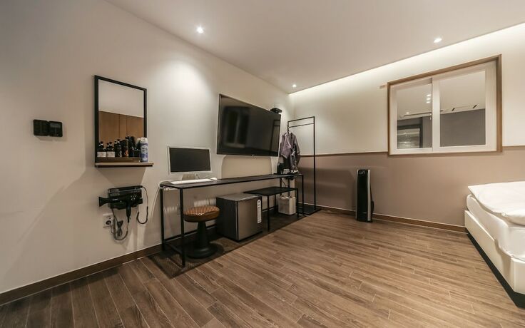 Imagen general del Hotel Daegu Dongcheondong B. Foto 10