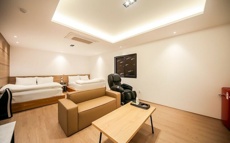 Imagen general del Hotel Daegu Dongcheondong Glam. Foto 7