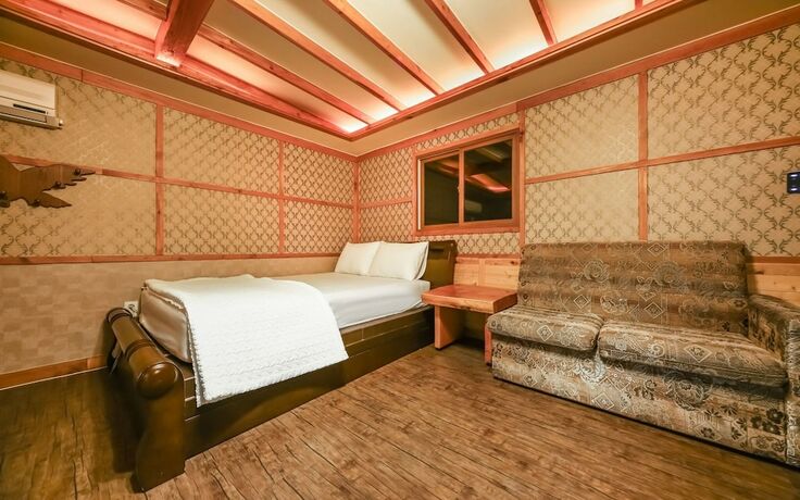 Imagen general del Hotel Daegu Dongchon Hill. Foto 8