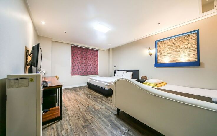 Imagen de la habitación del Hotel Daegu Dongdaegu Station In The. Foto 35