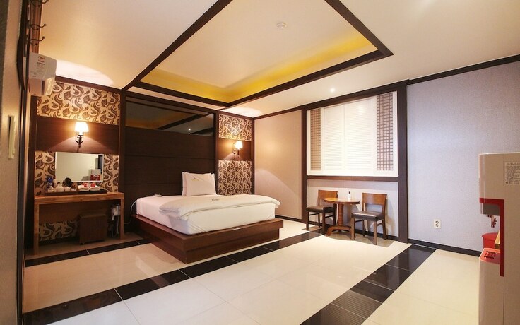 Imagen de la habitación del Hotel Daegu Dongdaegu Station Leaders. Foto 18