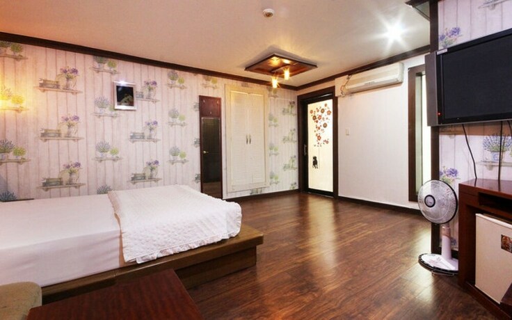 Imagen de la habitación del Hotel Daegu Dongdaegu Station Ocean. Foto 16