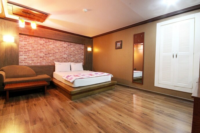 Imagen de la habitación del Hotel Daegu Dongdaegu Station Ocean. Foto 26