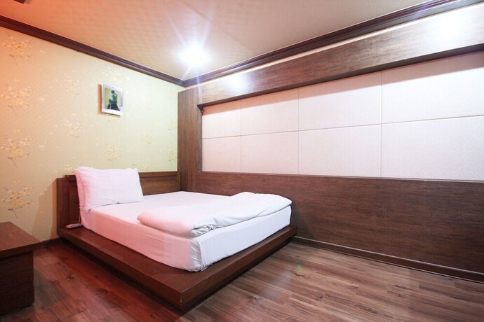 Imagen de la habitación del Hotel Daegu Dongdaegu Station Ocean. Foto 30