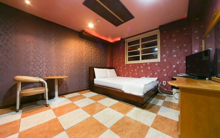 Imagen general del Hotel Daegu Dongdaegu Station Royal. Foto 8