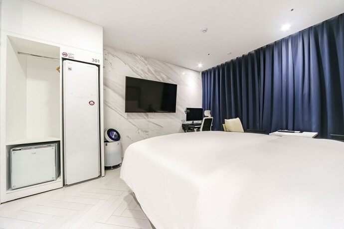 Imagen de la habitación del Hotel Daegu Dongseongro Labella. Foto 19