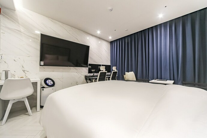 Imagen de la habitación del Hotel Daegu Dongseongro Labella. Foto 34