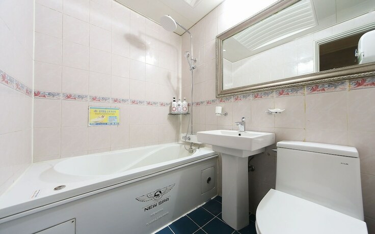 Imagen de la habitación del Hotel Daegu Duryu Fox. Foto 17