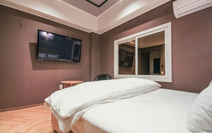 Imagen general del Hotel Daegu Duryu Play. Foto 12