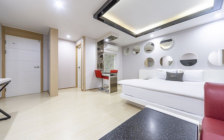 Imagen de la habitación del Hotel Daegu Geumho District Sweet. Foto 12