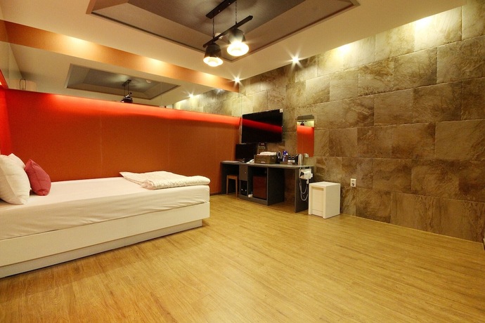 Imagen general del Hotel Daegu Okpo In-us. Foto 16