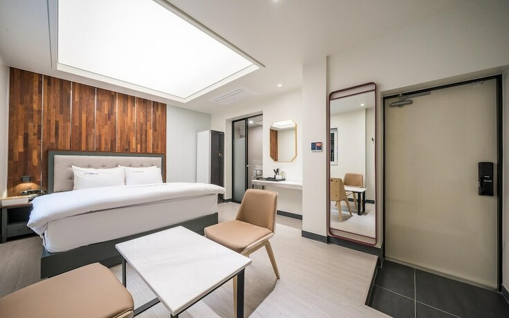 Imagen de la habitación del Hotel Daegu Pyeongridong Ccentum. Foto 19