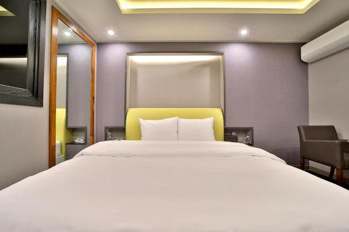Imagen de la habitación del Hotel Daegu Rubato. Foto 13